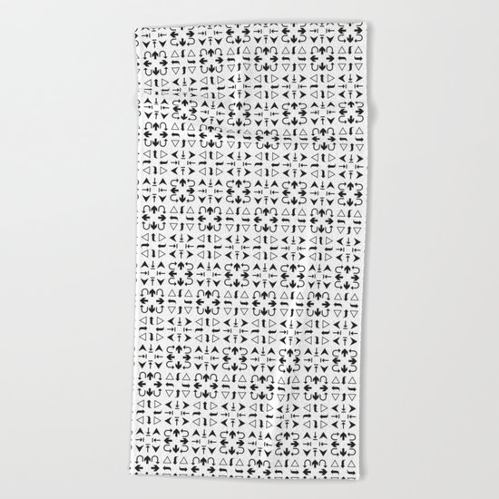 Arrows Pattern Bright Beach Towel