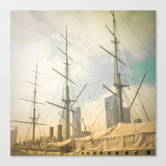 Vintage Old Ship Canvas Print