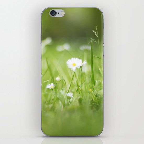 Flora calling iPhone Skin