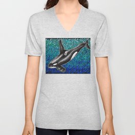 Orca killer whale and ocean V Neck T Shirt