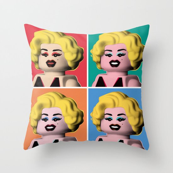 Marilyn Throw Pillow