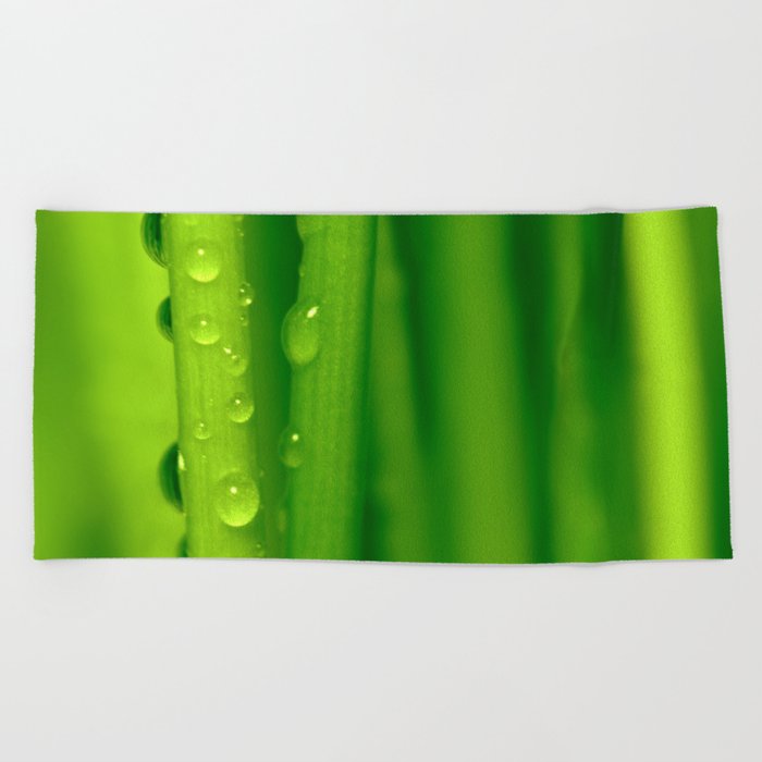 Green grass  32 Beach Towel