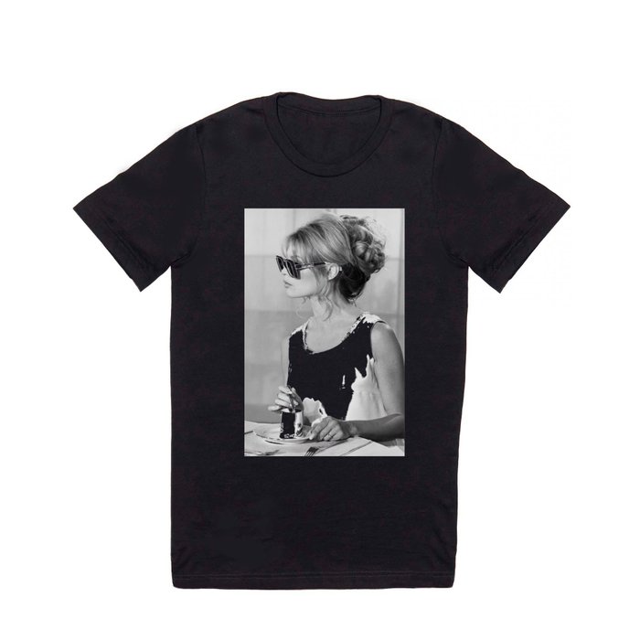 Brigitte Bardot in Sunglasses Retro Vintage Art T Shirt