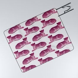 Lying Leopard Illustration - Hot Pink Pattern Picnic Blanket