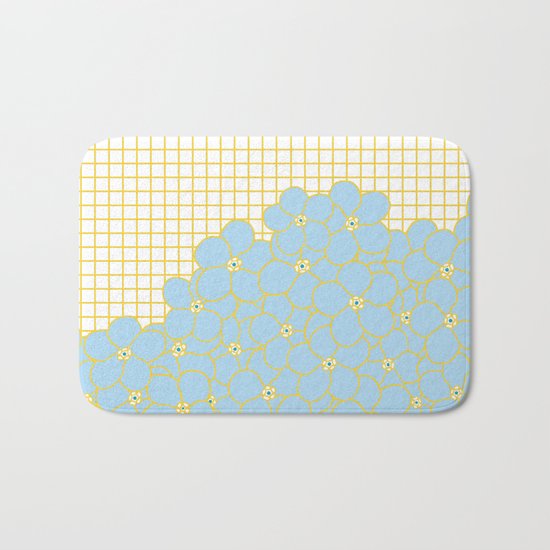 Forget Me Knot Gold Grid Bath Mat