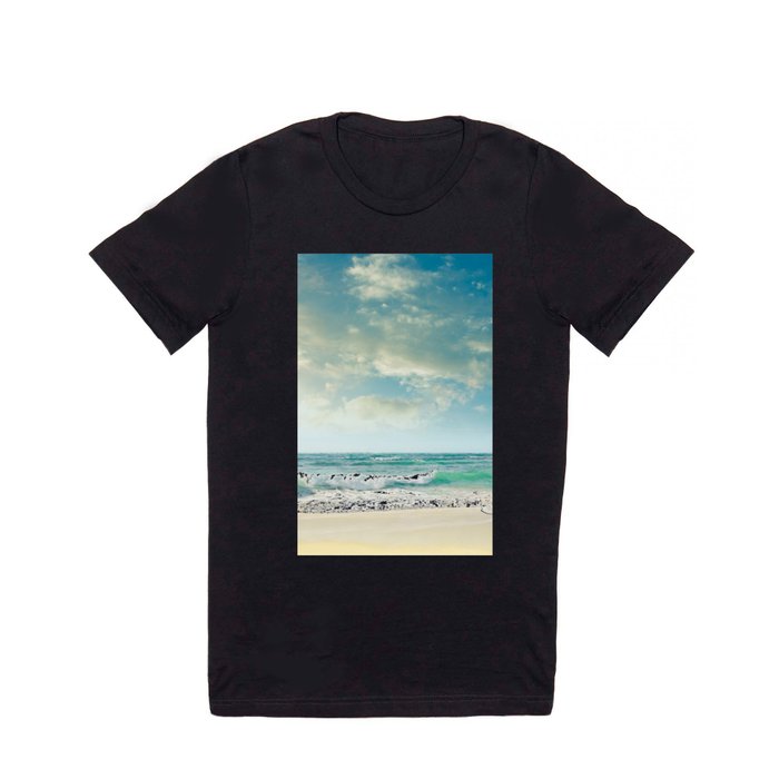 beach love tropical island paradise T Shirt