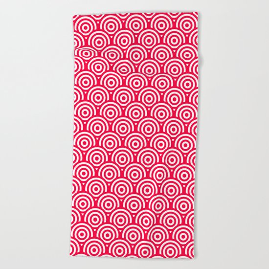 Red/Pink & White Geometric Circle Pattern Beach Towel