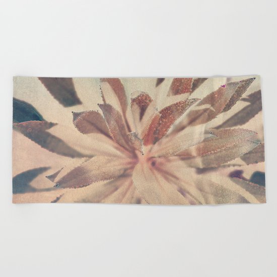 Vintage agava. Beach Towel