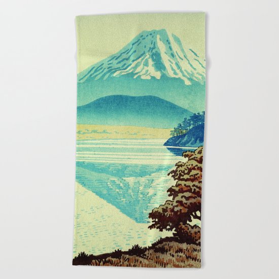 The Hues beyond Janaha Beach Towel