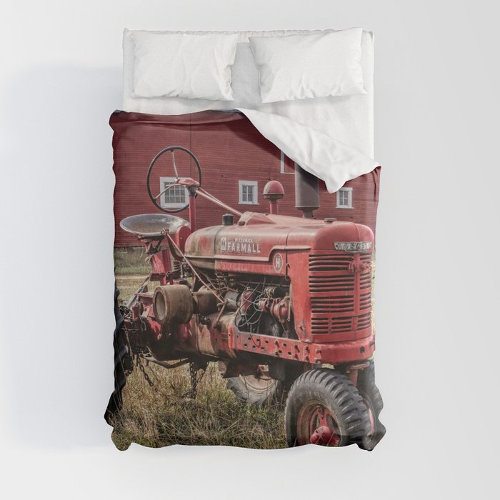 Two Old Reds Duvet Cover