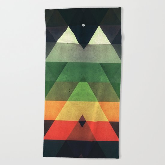 fyte wysh Beach Towel