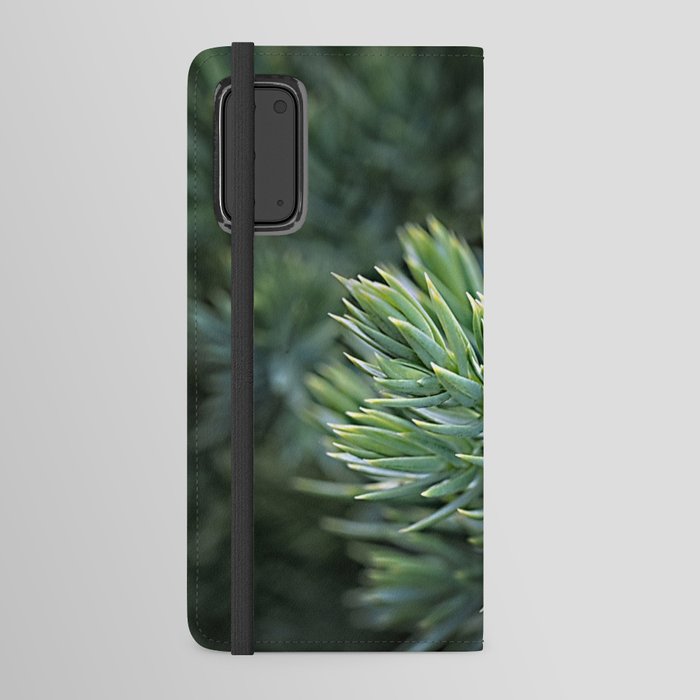 Green christmas tree Android Wallet Case