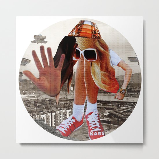Say hello · Crop Circle Metal Print