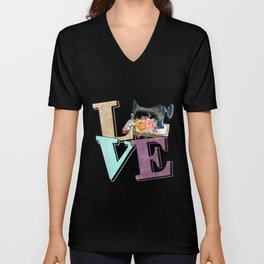 Vintage Love Sewing Machine Quilting Sew Quilt Lover Gift  V Neck T Shirt