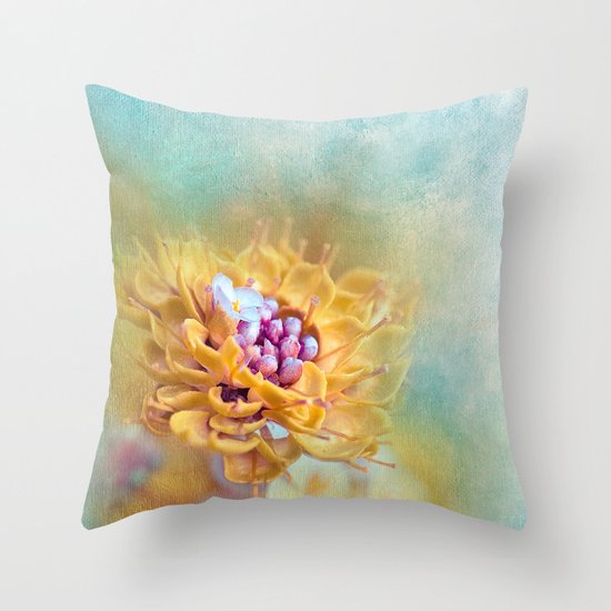 VARIE SQUARE - Floral and painterly texture work Throw Pillow