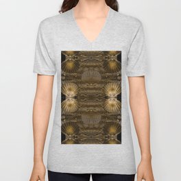 Pilgrim's Scallop Shell Pattern V Neck T Shirt
