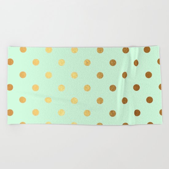 Gold polka dots on mint backround - Luxury greenery pantone pattern Beach Towel