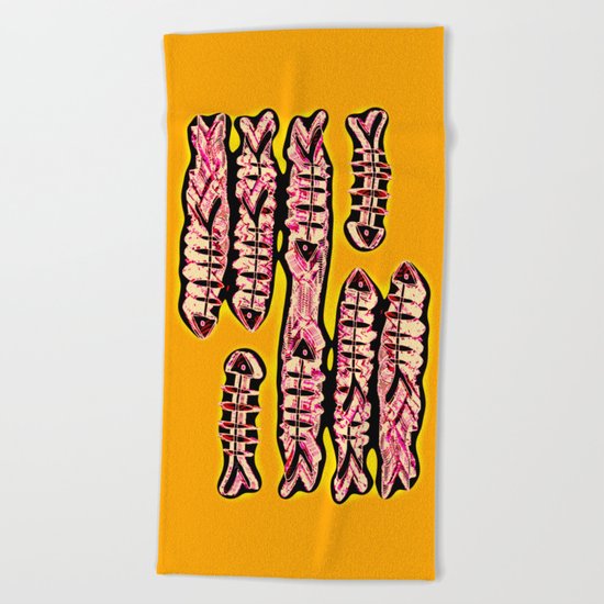 Summer 15-07-16 / Don't break my heart Beach Towel