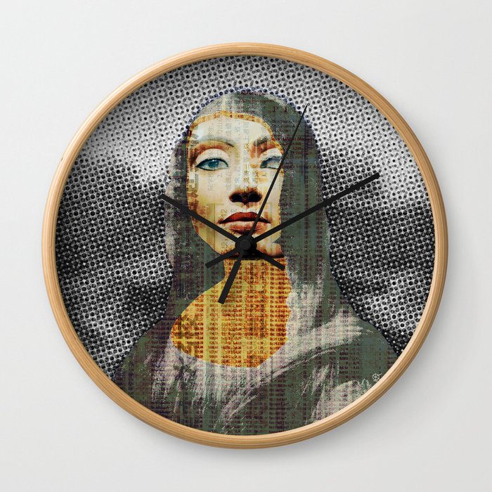 Nona Lifretéte in grey · Crop Circle Wall Clock