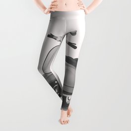 Vintage Scooter black and white Leggings