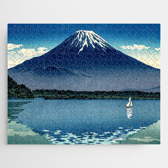 E deals jigsaw puzzles