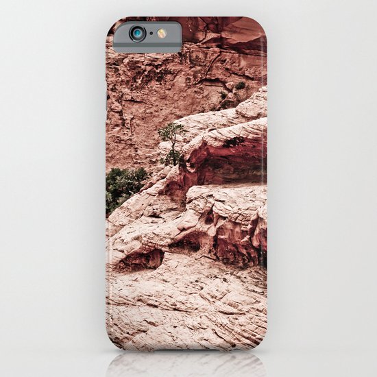 THE HEART OF THE MOUNTAINS iPhone & iPod Case