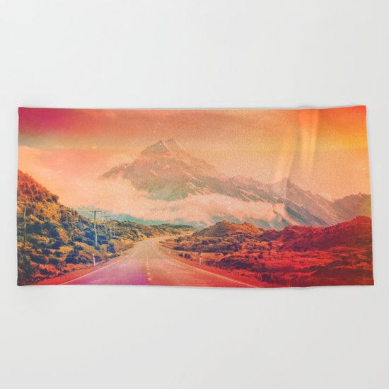 O Green World Beach Towel