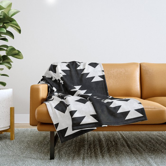 Throw blankets black and white cheap