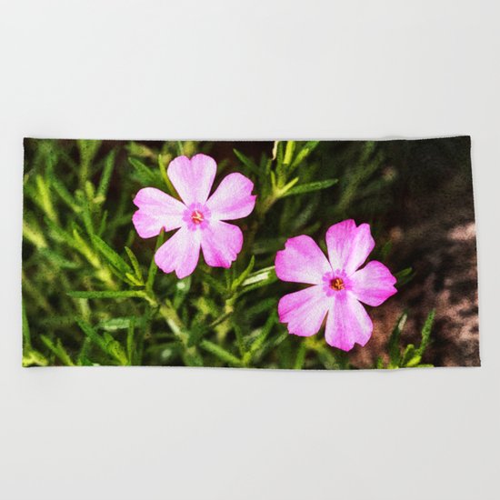 Pink flowers Beach Towel