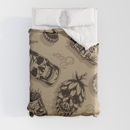 Beer vintage monochrome seamless pattern with mugs cups aluminum cans hop cones in skull shapes vintage illustration Duvet Cover