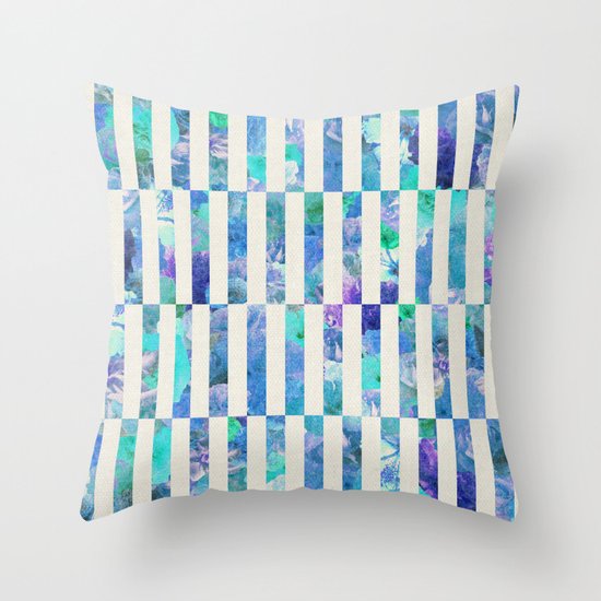 FLORAL ORDER Throw Pillow