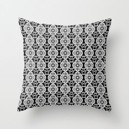 Black and white retro pattern Throw Pillow