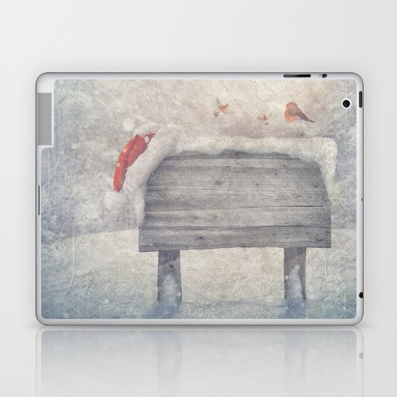 Winter wonderland birds  Laptop & iPad Skin