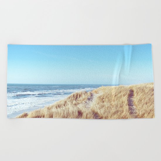 WIDE AND FREE Beach Towel