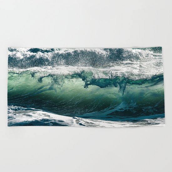 Wild waves Beach Towel