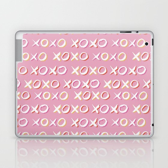 Pink XOXO Pattern Laptop & iPad Skin