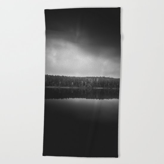 Can you feel them Beach Towel