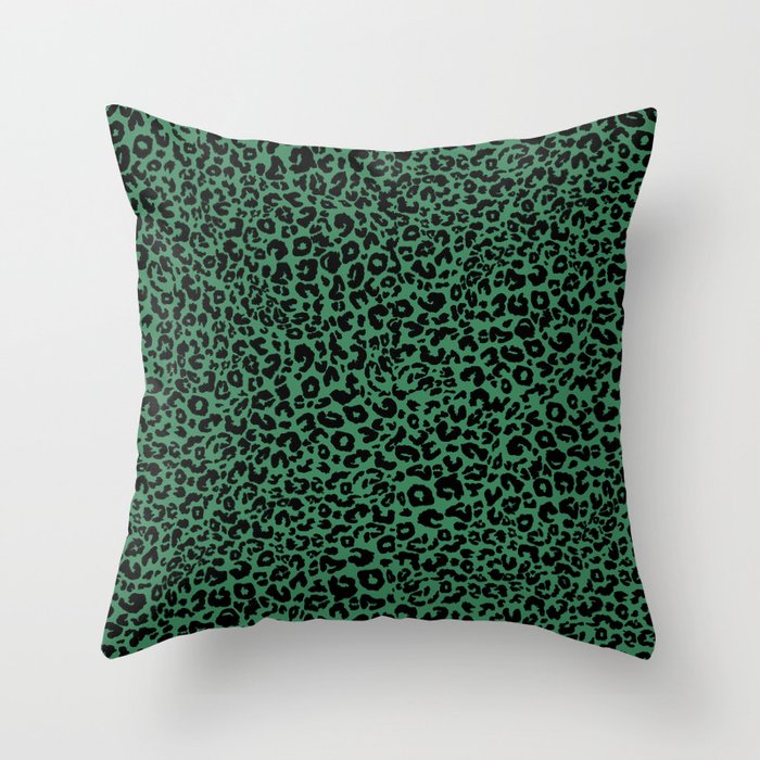 Leopard dot_green Throw Pillow