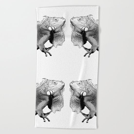 Iguanas (animals) Beach Towel