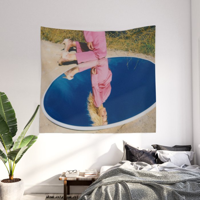 Fiber optic tapestry top