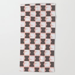 Floral in pink repeat pattern Beach Towel