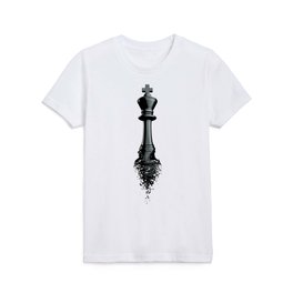 Farewell to the King / 3D render of chess king breaking apart Kids T Shirt