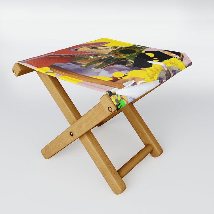 Fruitioned Hand lit Pupil Folding Stool