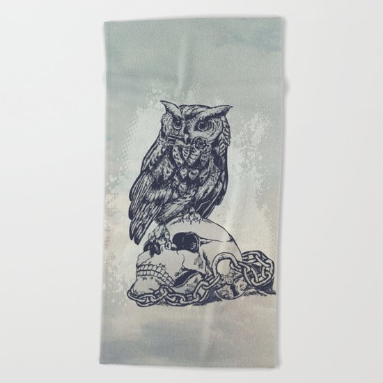 Key of wisdom Beach Towel