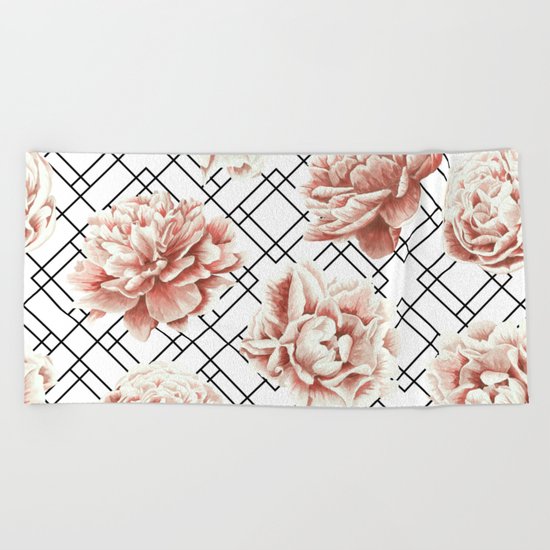 Rose Garden Vintage Rose Pink Cream White Mod Diamond Lattice Beach Towel