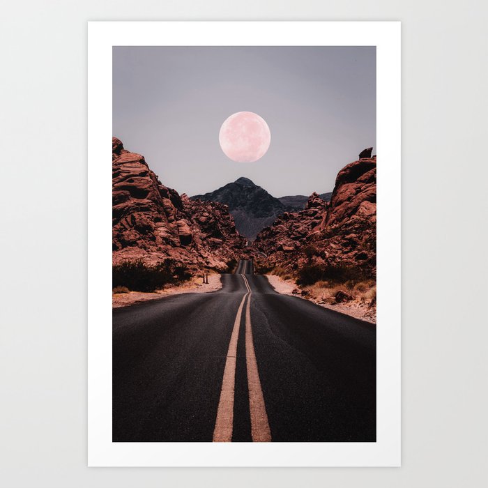 Road Red Moon Kunstdrucke