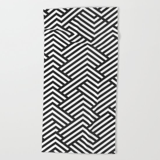 Bw Labyrinth Beach Towel