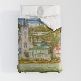 Along the shore Comforter