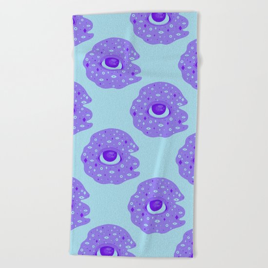 Witnessing The Majesty Beach Towel