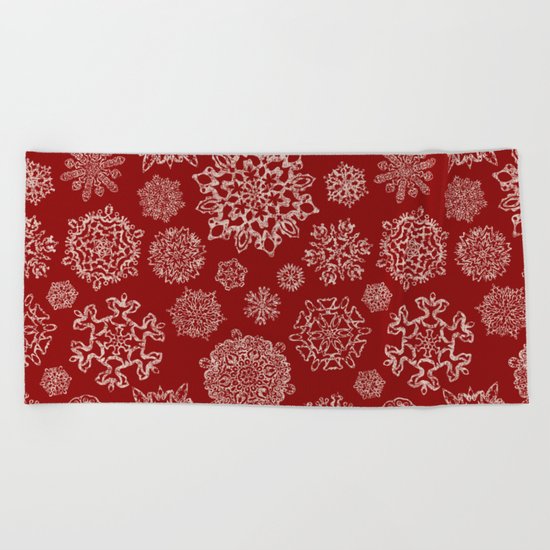 Merry Christmas- Abstract christmas snow star pattern on festive red I Beach Towel